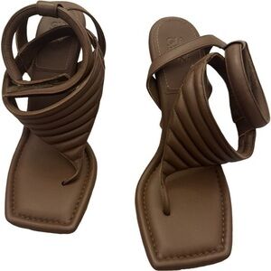 Women's Gia 8 Sandal In Coffee Brown